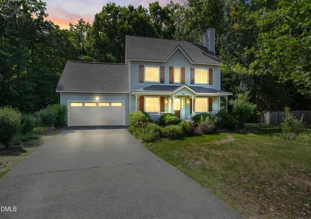 Photo 2 of Sale Pending at 621 Rodney Bay Xing, Wake Forest, NC 27587 | MLS# 10173264 | Listing updated on 2026-07-18