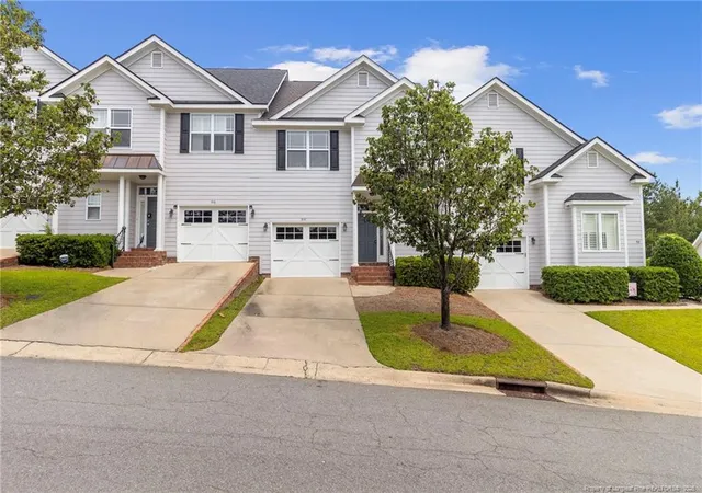 Photo 2 of Townhouse for sale at 914 Westland Ridge Rd, Fayetteville, NC 28311 | MLS# 762969 | Listing updated on 2026-09-12