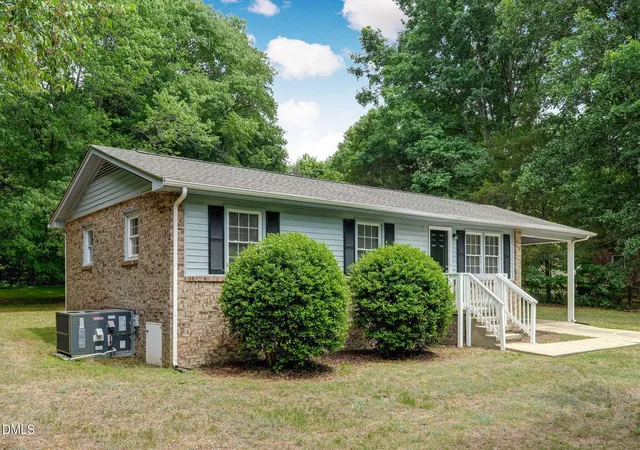Homes for sale in Mebane, NC | 201 Lancaster Rd, Mebane, NC 27302 | MLS# 10173565