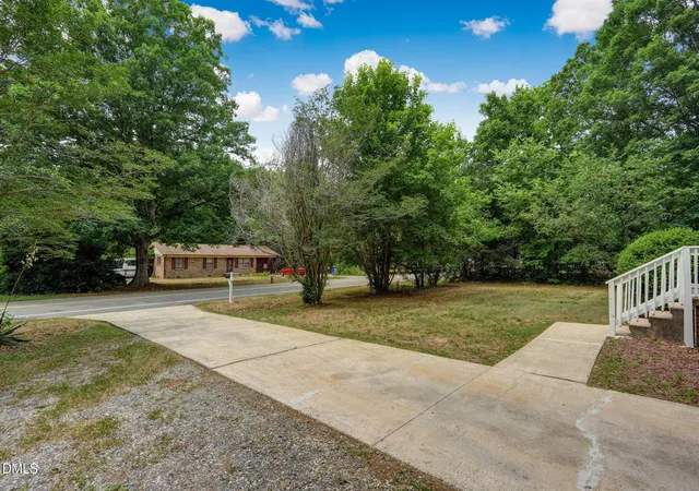 Homes for sale in Mebane, NC | 201 Lancaster Rd, Mebane, NC 27302 | MLS# 10173565