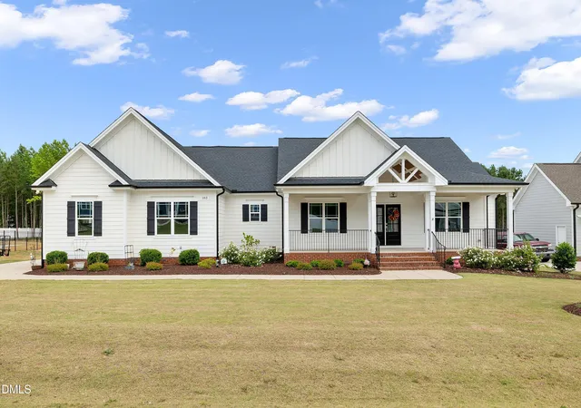Homes for sale in Selma, NC | 183 Batten Hill Ln, Selma, NC 27576 | MLS# 10173548