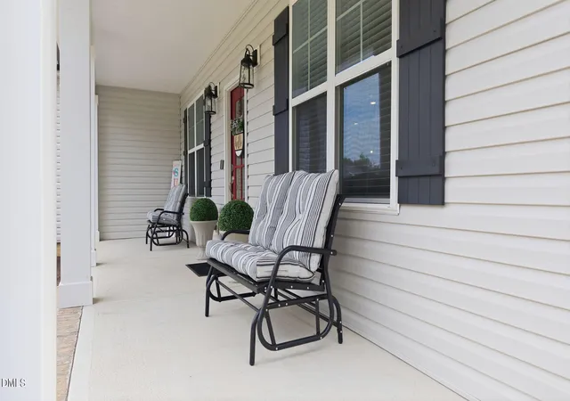 Photo 3 of Single family home for sale at 4240 Marsh Vw Ln, Zebulon, NC 27597 | MLS# 10173455 | Listing updated on 2026-09-16