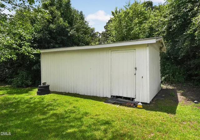 27th image of 1082 Quail Meadow Dr, Fayetteville, NC 28314 | MLS# 10173323