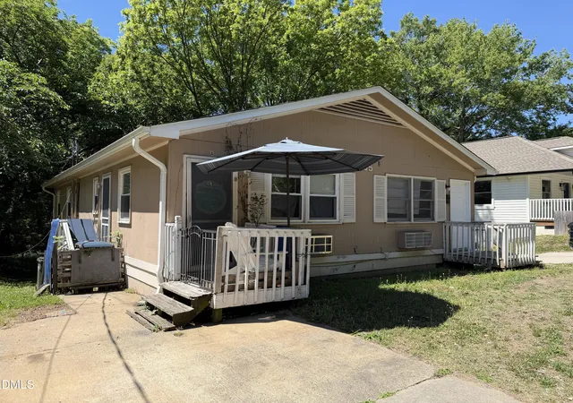 3rd image of 1105 Morehead Ave, Durham, NC 27707 | MLS# 10174164