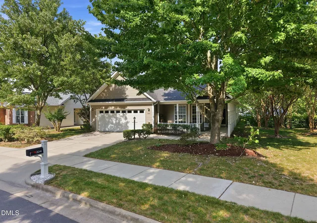2nd image of 204 Crystal Brook Ln, Cary, NC 27519 | MLS# 10175024