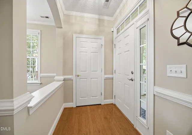 5th image of 204 Crystal Brook Ln, Cary, NC 27519 | MLS# 10175024