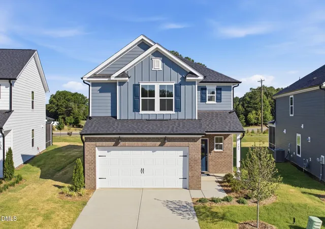Photo 1 of Single family home for sale at 709 Wicklow Hall Dr, Fuquay Varina, NC 27526 | MLS# 10173392 | Listing updated on 2026-09-21