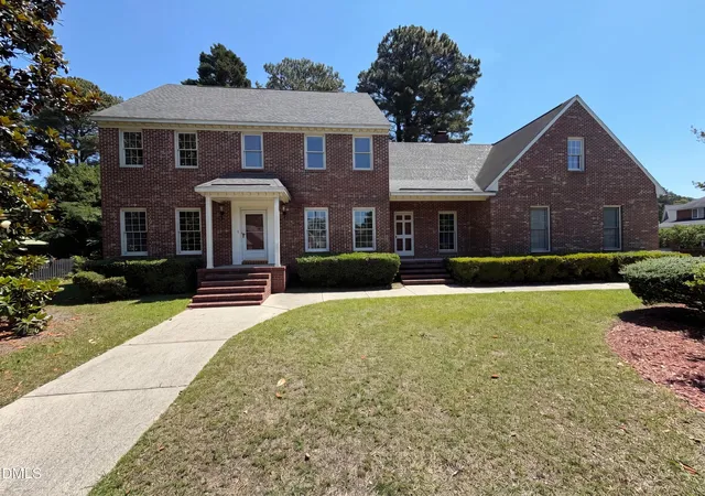 1st image of 345 Courtyard Ln, Fayetteville, NC 28303 | MLS# 10173817