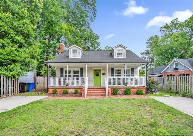 Photo 1 of Single family home for sale at 220 Bethune St, Fayetteville, NC 28305 | MLS# 764178 | Listing updated on 2026-08-26