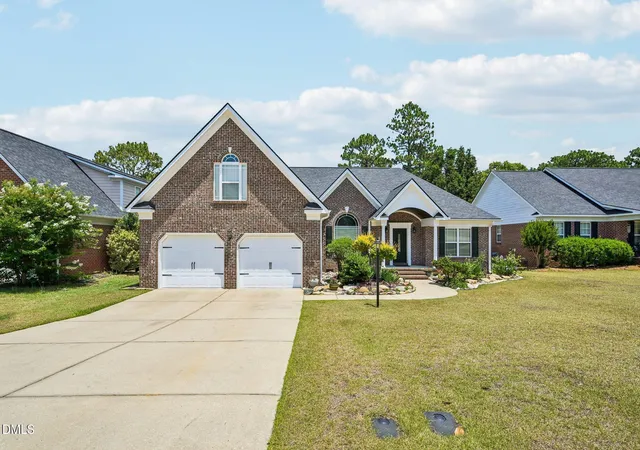3rd image of 860 Dalmore Dr, Fayetteville, NC 28311 | MLS# 10173898