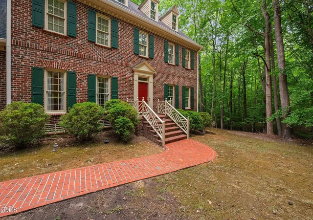 Photo 3 of Sale Pending at 9913 Longford Dr, Raleigh, NC 27615 | MLS# 10174451 | Listing updated on 2026-08-02