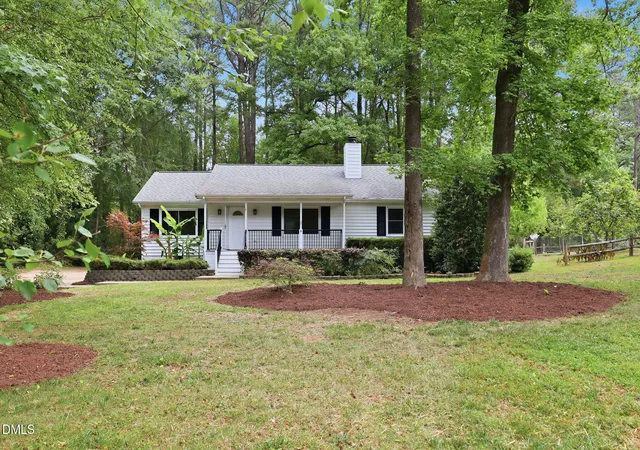 Photo 1 of Sale Pending at 9812 Gralyn Rd, Raleigh, NC 27613 | MLS# 10173506 | Listing updated on 2026-09-12