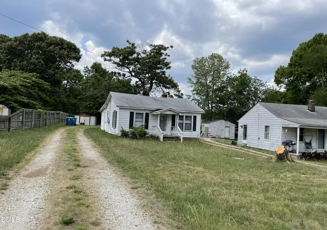 1st image of 4404 Vickrey Chapel Rd N, Jamestown, NC 27282 | MLS# 10173804