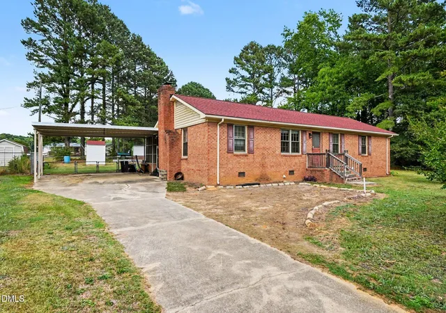 Homes for sale in Kenly, NC | 7676 Nc Hwy 222, Kenly, NC 27542 | MLS# 10173676