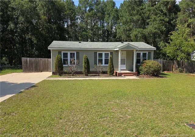 Homes for sale in Raeford, NC | 304 Mcdougald Dr, Raeford, NC 28376 | MLS# 764249