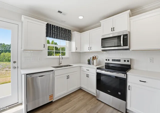 Photo 4 of Sale Pending at 408 Mountain Pine Ave, Gibsonville, NC 27249 | MLS# 10173705 | Listing updated on 2026-07-27