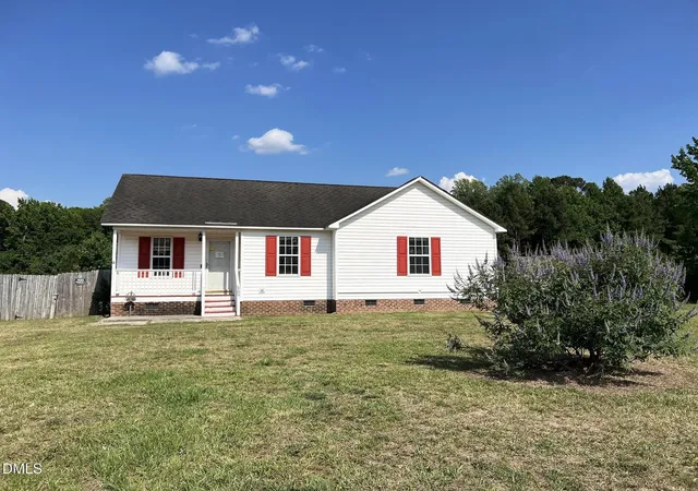 Photo 1 of Single family home for sale at 107 Copper Stone St, Smithfield, NC 27577 | MLS# 10187642 | Listing updated on 2026-08-20