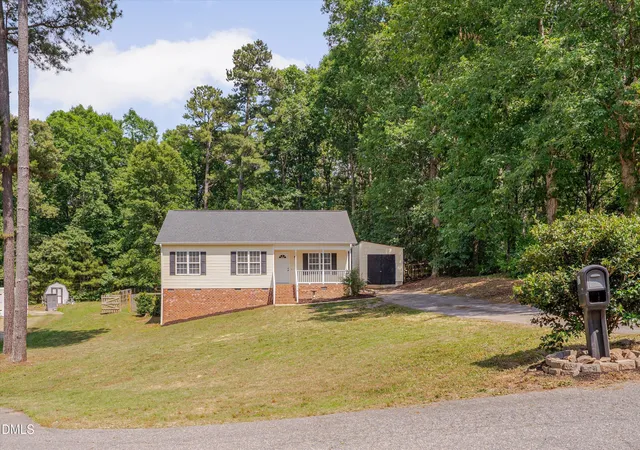 1st image of 416 Creekbluffs Dr, Fuquay Varina, NC 27526 | MLS# 10173740
