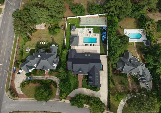 Photo 3 of Sale Pending at 105 Great Oaks Dr, Fayetteville, NC 28303 | MLS# 763036 | Listing updated on 2026-09-09