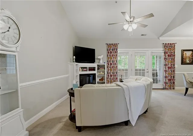 Listing Photo 5 - Condo for sale in building located at 158 Gallery Dr, Spring Lake, NC 28390 - Unit #302