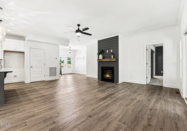 3rd image of 105 Spring Grove Dr, Oxford, NC 27565 | MLS# 10175626
