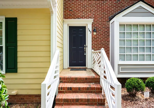 Homes for sale in Cary, NC | 143 Hedgerow Ct, Cary, NC 27513 | MLS# 10173819
