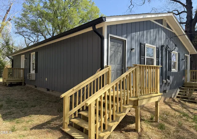 5th image of 719 Holloway St, Durham, NC 27701 | MLS# 10174881