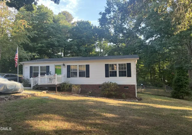 2nd image of 2609 Lannie Dr, Hillsborough, NC 27278 | MLS# 10174066