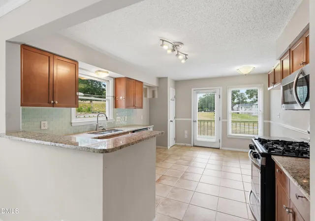 Photo 4 of Single family home for sale at 1948 Jupiter Hills Ct, Raleigh, NC 27604 | MLS# 10173884 | Listing updated on 2026-08-18