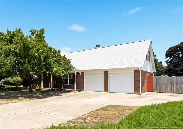 Photo 1 of Single family home for sale at 135 Partridge Rd, Fayetteville, NC 28306 | MLS# 764209 | Listing updated on 2026-10-06