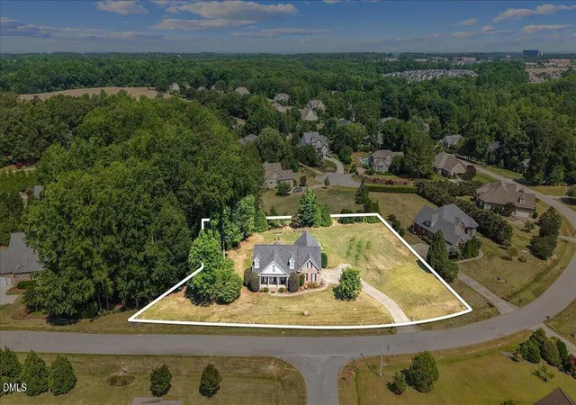 Homes for sale in Holly Springs, NC | 5124 Bartizan Dr, Holly Springs, NC 27540 | MLS# 10173907