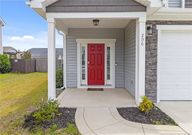 Photo 3 of Single family home for sale at 206 Pendleton St, Raeford, NC 28376 | MLS# 764280 | Listing updated on 2026-08-04