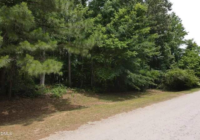 4th image of 1814 J P Rd, Whitakers, NC 27891 | MLS# 10173894