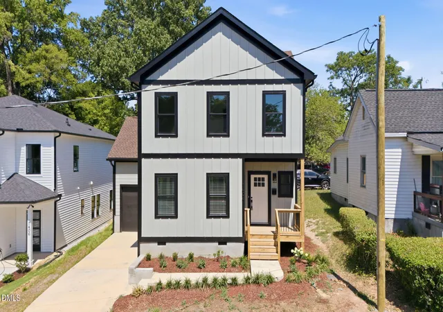 Photo 1 of Single family home for sale at 1404 Gearwood Ave, Durham, NC 27701 | MLS# 10173931 | Listing updated on 2026-09-18