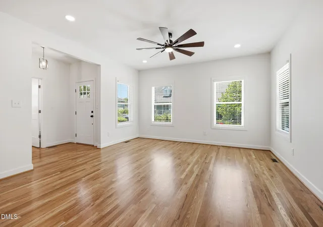 Photo 4 of Single family home for sale at 1404 Gearwood Ave, Durham, NC 27701 | MLS# 10173931 | Listing updated on 2026-09-18