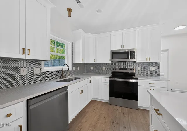 Photo 2 of Single family home for sale at 345 Birch Ave, Spring Lake, NC 28390 | MLS# 10174857 | Listing updated on 2026-08-28