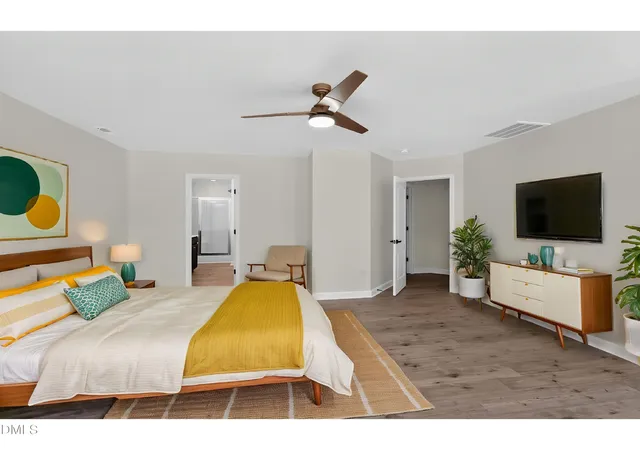 Photo 4 of Single family home for sale at 345 Birch Ave, Spring Lake, NC 28390 | MLS# 10174857 | Listing updated on 2026-08-28