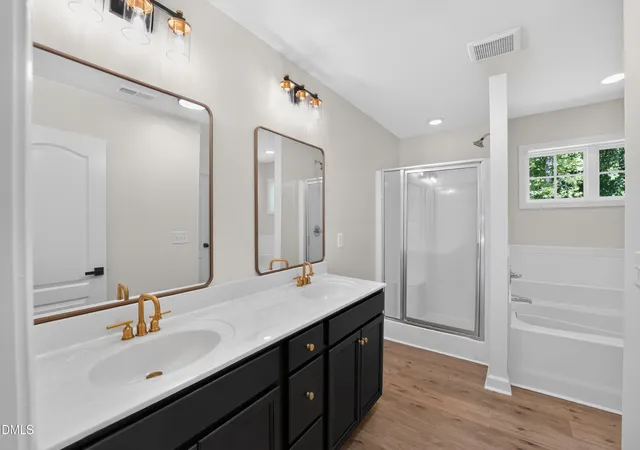 Photo 5 of Single family home for sale at 345 Birch Ave, Spring Lake, NC 28390 | MLS# 10174857 | Listing updated on 2026-08-28