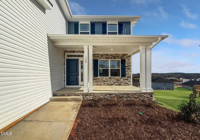 Photo 3 of Single family home for sale at 102 Jackson Rdg Way, Pikeville, NC 27863 | MLS# 10173932 | Listing updated on 2026-07-20