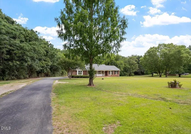 2nd image of 805 Rand Rd, Garner, NC 27529 | MLS# 10173950