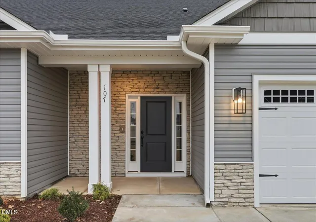Photo 3 of Single family home for sale at 104 Jackson Rdg Way, Pikeville, NC 27863 | MLS# 10173961 | Listing updated on 2026-07-20