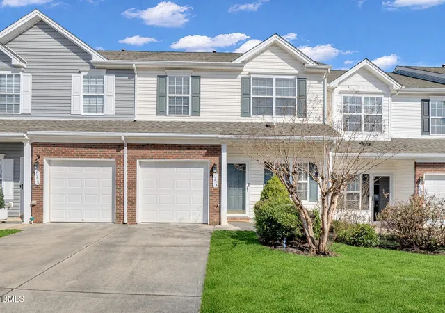 Homes for sale in Whitsett, NC | 1274 Glory Vine Rd, Whitsett, NC 27377 | MLS# 10173975