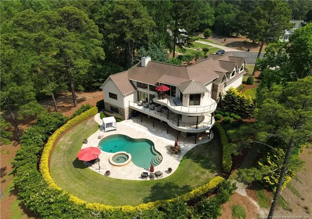 Homes for sale in Southern Pines, NC | 125 Belfair Ct, Southern Pines, NC 28387 | MLS# 764290