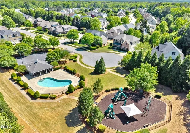 43rd image of 917 Cambridge Hall Loop, Apex, NC 27539 | MLS# 10176091