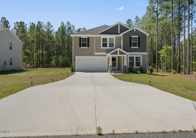 Photo 3 of Single family home for sale at 164 Rocking Horse Ln, Sanford, NC 27332 | MLS# 10174098 | Listing updated on 2026-09-04