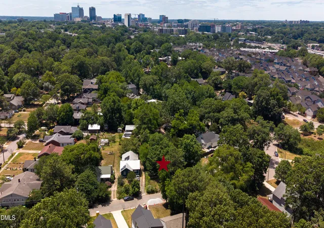 Photo 2 of Single family home for sale at 308 Mulberry St, Raleigh, NC 27604 | MLS# 10174350 | Listing updated on 2026-07-18