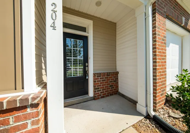 Photo 3 of Townhouse for sale at 204 Traphill Dr, Morrisville, NC 27560 | MLS# 10174118 | Listing updated on 2026-09-17