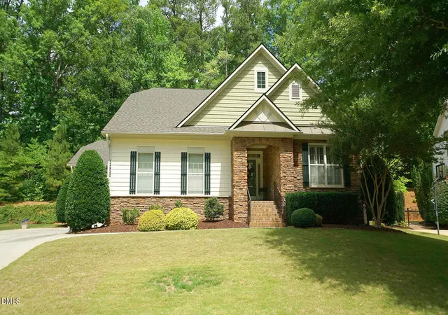 Photo 3 of Sale Pending at 12820 Edsel Dr, Raleigh, NC 27613 | MLS# 10175025 | Listing updated on 2026-08-28