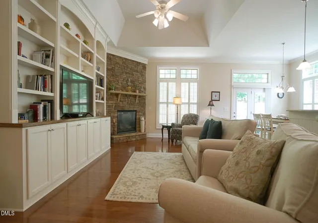 Photo 4 of Sale Pending at 12820 Edsel Dr, Raleigh, NC 27613 | MLS# 10175025 | Listing updated on 2026-08-28