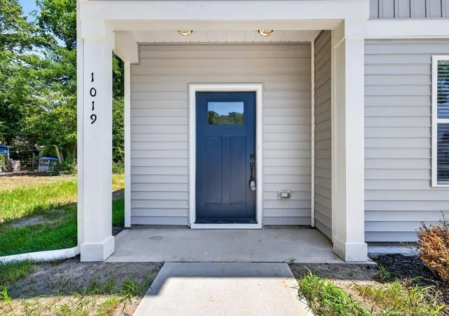 Photo 3 of Sale Pending at 1019 E Harnett St, Dunn, NC 28334 | MLS# 764344 | Listing updated on 2026-08-28